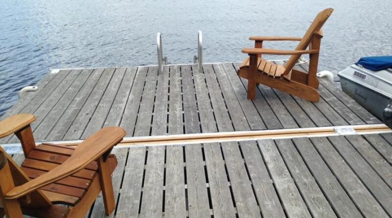 dock with 2 chairs
